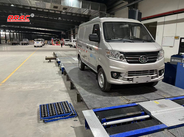Dernière affaire concernant AA4C Équipement d'inspection du véhicule Centre de diagnostic du véhicule Testeur de freins à rouleaux du véhicule Chaîne d'essai du véhicule Chaîne d'essai du véhicule installée à Macao